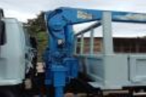 ISUZU 6 ล้อRocky 175. แรงม้า พร้อม เครน TADANO Super Z300  5 เหลี่ยม ท้องV รถห้างแท้มือเดียว เบรคจิ๊ฟฟี่ยาง90\%. Power ซัซซี่ยาว 7.2 ม. (กระบะ 6.4 เมตร)  ราคา 880,000