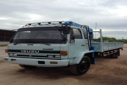 ISUZU 6 ล้อRocky 175. แรงม้า พร้อม เครน TADANO Super Z300  5 เหลี่ยม ท้องV รถห้างแท้มือเดียว เบรคจิ๊ฟฟี่ยาง90\%. Power ซัซซี่ยาว 7.2 ม. (กระบะ 6.4 เมตร)  ราคา 880,000