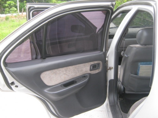 ขายครับ  SANNY  เครื่อง 1500 cc  หัวฉีด ติดแกส LPG  ทุกอย่างตรงเล่ม โทร  0836613829