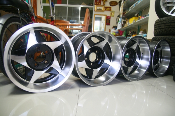 TURBO JAPAN Double Star 15x8.5 ET0 5รู114