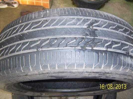 ยางสวยๆ ครับ 215 55 R17  ปี 11