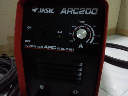 เครื่องเชื่อมระบบอินเวอร์เตอร์ยี่ห้อ JASIC รุ่นARC200 สภาพพร้อมใช้งานครับ