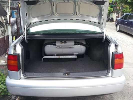 ขาย VOLKSWAGEN PASSAT GL 2.0 ตัวท๊อป สภาพดีมาก ราคาต่อรองได้