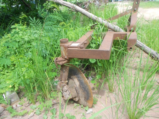 ฟอดร์ 6600 เทอร์โบ T3 ไม่มีเอกสาร มีผาล3 ผาลยกล้อง ที่เสียบอ้อย สภาพรถ55\%