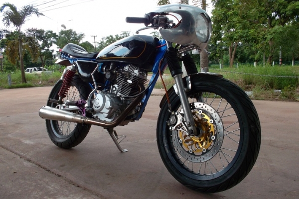 ขาย คาเฟ่เครื่องLifan200 อินวอย หล่อๆ ของแต่งเต็มเครื่องฟิตแรงๆ สตาร์ทมือ