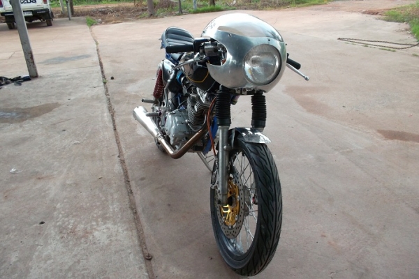 ขาย คาเฟ่เครื่องLifan200 อินวอย หล่อๆ ของแต่งเต็มเครื่องฟิตแรงๆ สตาร์ทมือ