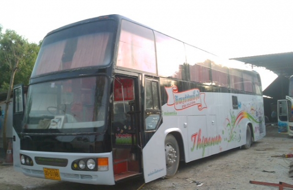 ขายตัวถังรถบัสแอร์ชั้นครึ่ง
