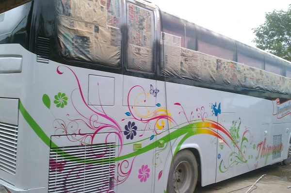 ขายตัวถังรถบัสแอร์ชั้นครึ่ง