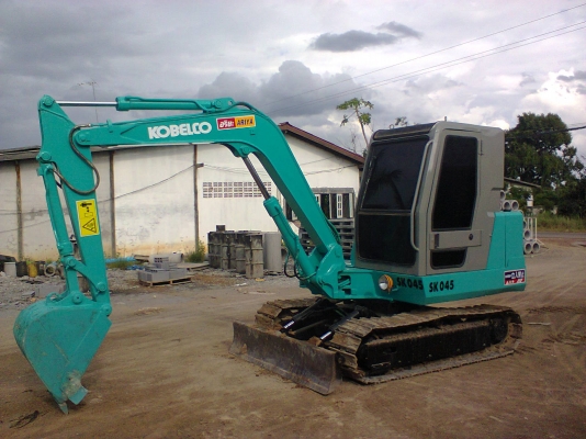 ขายแม๊คโค KOBELCO SK 045  สภาพเก่านอกเก็บสีใหม่
