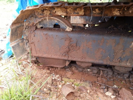 ต้องการขายรถแม็กโค PC 60-5   3คัน 750000 บาท