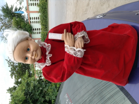 ขายตุ๊กตายายแก่