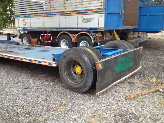 ขายรถตัดอ้อย250แรงรถใช้2ปี พร้อมใช้หรือแลกกับรถสิบล้อพ่วง