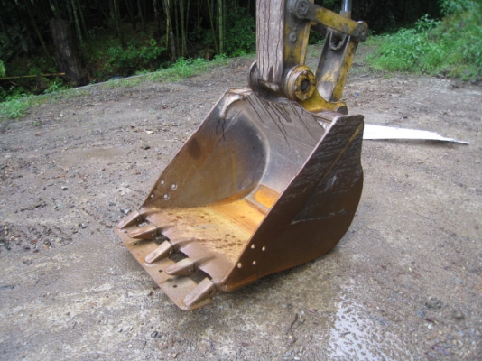 ขายด่วน CAT 312B นำเข้าจากญี่ปุ่น ยังไม่เคยใช้งานใไทย  สภาพสวยจริง ๆๆๆ