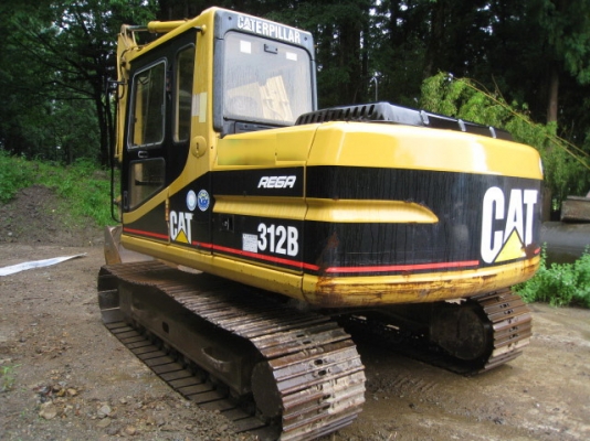 ขายด่วน CAT 312B นำเข้าจากญี่ปุ่น ยังไม่เคยใช้งานใไทย  สภาพสวยจริง ๆๆๆ