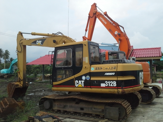 ขายด่วน CAT 312B นำเข้าจากญี่ปุ่น ยังไม่เคยใช้งานใไทย  สภาพสวยจริง ๆๆๆ