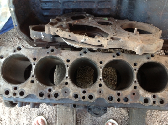 ขายเครื่องอีุซุซุ6bd1