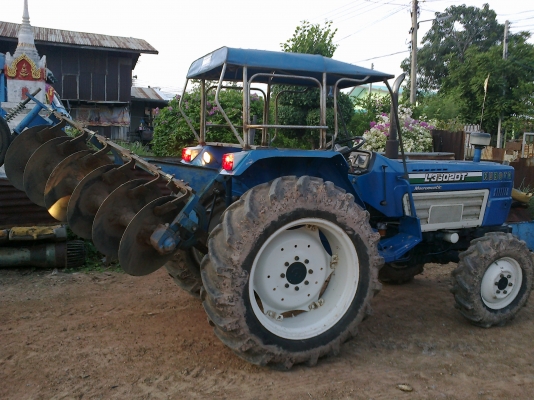 ขายด่วนรถไถนาคูโบต้า L3602DT 4WD 4X4 เพาเวอร์สวยๆพร้อมใช้รถไร่ไม่เคยลงนาสวยๆครับ