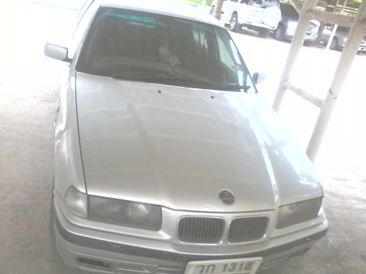 ขายรถเก๋ง BMW 318i ถูกๆ ขายรถเก๋ง BMW 318i ถูกๆ