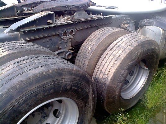 VOLVO..รถอุบัติเหตุอีกแล้ว.....แต่ไม่หนัก วอลโว่FM370 ยูโร3ปี*2555 VOLVO..รถอุบัติเหตุอีกแล้ว.....แต่ไม่หนัก วอลโว่FM370 ยูโร3ปี*2555