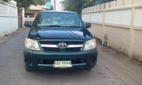 ต้องการรถกะบะยี่ห้อโตโยต้า วีโก้แคป รุ่นJ ปี2007 เกียร์ธรรมดาพร้อมแม็กซ์ขอบ 18" ราคา 325000 บาท สภาพสวย เจ้าของขายเอง