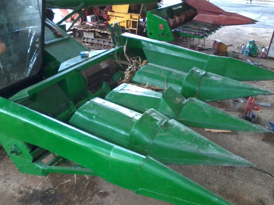 หัวข้าวโพด 4แถว