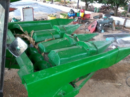 หัวข้าวโพด 4แถว