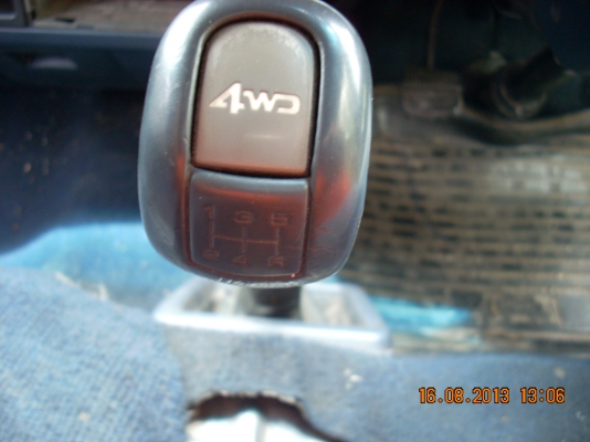 4*4รถตู้ตัวสั้นประกอบนอกทั้งคันหายากมากเครื่อง td27 ฝาดำ ราคา188000ต่อรองได้ ขายได้ขายเลยครับ