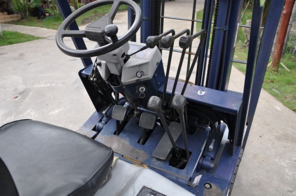 ขายFORKLIFT KOMATSU FG15รุ่น-15(เสาสูง งาสไลด์) สภาพเดิมๆจากญี่ปุ่น ยังไม่เคยใช้งานในไทย 139,000บาท