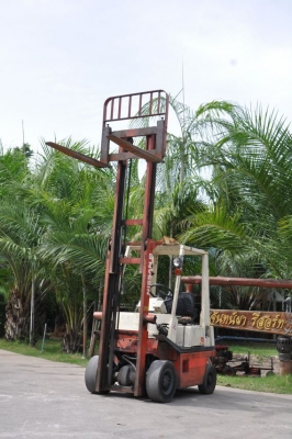 ขายFORKLIFT NISSAN1ตัน สภาพสวยเดิมจากญี่ปุ่น 89,000 เท่านั้น!!