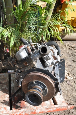 ขายเครื่อง 2สูบ iseki สภาพเดิมๆจากญี่ปุ่น 9,900 เท่านั้น!!