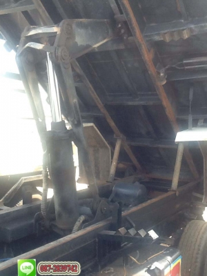 ขายรถบรรทุกดัมพ์ 6 ล้อ ขนาดกลาง Isuzu Forward