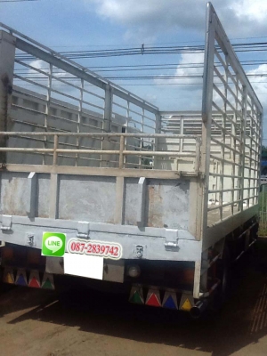 ขายรถบรรทุกกระบะเหล็ก (ไม่ดัมพ์)  6 ล้อ ขนาดกลาง ISUZU FORWARD