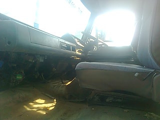 ขายรถ 10 ล้อเทเลอร์ NISSAN UD430 ใส่เครื่อง EM100 220 แรงม้า 2 เพลาสโลว์กลาง ราคา 800000