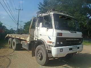 ขายรถ 10 ล้อเทเลอร์ NISSAN UD430 ใส่เครื่อง EM100 220 แรงม้า 2 เพลาสโลว์กลาง ราคา 800000