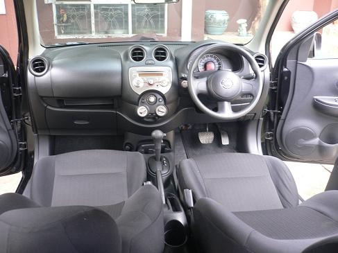 ขายรถ NISSAN MARCH เครื่อง1.2 V ปี 2010 ใช้ E20ได้ ประหยัด สีดำ เกียร์ออโต้ ตัวTop