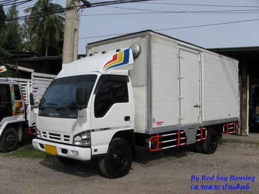 ขาย 6ล้อ อีซูซุ NQR 150  แรง ยาว  5.50  ปี2007 สภาพสวยเดิมเครื่องดี พร้อมใช้งาน ชมก่อนได้ครับ สนใจติดต่อ 081-9425443