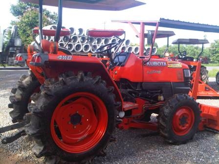 ขายรถไถ Kubota L 2808 (4WD) พร้อมดันหน้า ขายรถไถ Kubota L 2808 (4WD) พร้อมดันหน้า
