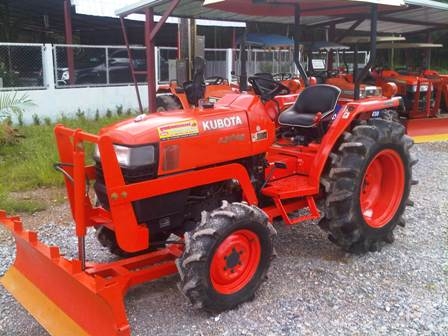 ขายรถไถ Kubota L 3408 (4WD) พร้อมดันหน้า ขายรถไถ Kubota L 3408 (4WD) พร้อมดันหน้า