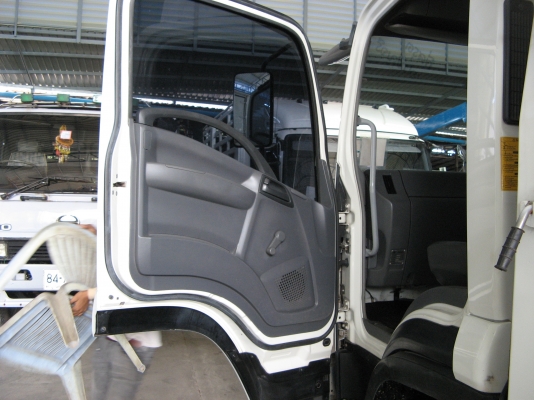 ขาย 6ล้อ อีซูซุ  FRR  210 แรง ยาว 6.50  ปี 2009 สภาพสวยเดิมเครื่องดี พร้อมใช้งาน ชมก่อนได้ครับ สนใจติดต่อ 081-9425443