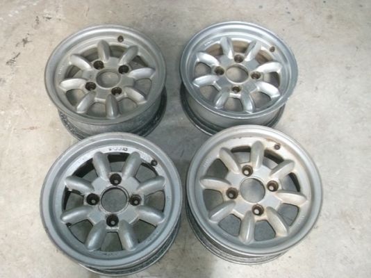 ขาย แม็กกล้วย ขอข13 ของเเท้ JAPAN 4 วง 3000 บาท เชิญชมก่อนได้นะครับ ขาย แม็กกล้วย ขอข13 ของเเท้ JAPAN 4 วง 3000 บาท เชิญชมก่อนได้นะครับ