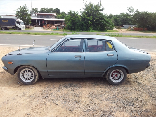 ขายรถโบราณ..สภาพพร้อมใช้ ถูกๆ ครับ ขายรถโบราณ..สภาพพร้อมใช้ ถูกๆ ครับ