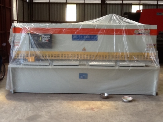 ขายเครื่องกรรไกร ตัด หั่น ซอย เหล็กแผ่น ของใหม่