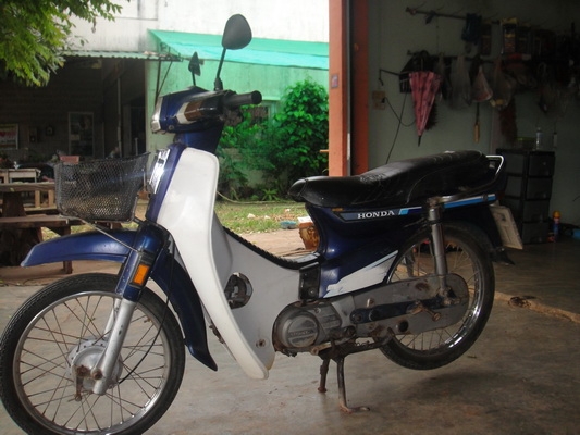 ขายฮอนด้าดรีม คุรุสภา สภาพสวยพร้อมใช้งาน (ทะเบียนพร้อมชุดโอน ) ขายฮอนด้าดรีม คุรุสภา สภาพสวยพร้อมใช้งาน (ทะเบียนพร้อมชุดโอน )