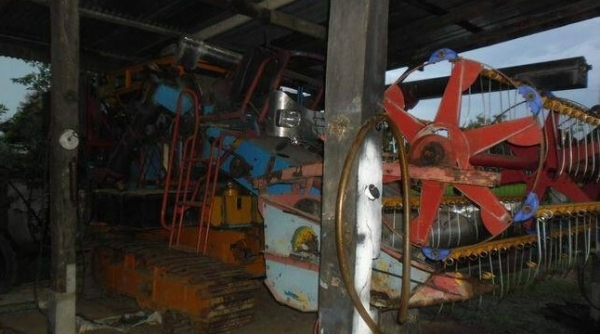 ขายด่วน รถเกี่ยวข้าวเกษตรพัฒนา รุ่นไอ้หนุ่มไวไฟ เครื่องยนต์ 195 HP TURBO 6HE1 2.5 ตัน ปั๊มเบอร์ 23 ไดกิ้น ช่วงล่าง 10HT สภาพดีพร้อมใช้งาน ราคาต่อรองได้ครับ ขายด่วน รถเกี่ยวข้าวเกษตรพัฒนา รุ่นไอ้หนุ่มไวไฟ เครื่องยนต์ 195 HP TURBO 6HE1 2.5 ตัน ปั๊มเบอร์ 23 ไดกิ้น ช่วงล่าง 10HT สภาพดีพร้อมใช้งาน ราคาต่อรองได้ครับ