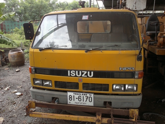 ขาย isuzu npr 115 hp พร้อมอุปกรณ์พ่นสีถนน