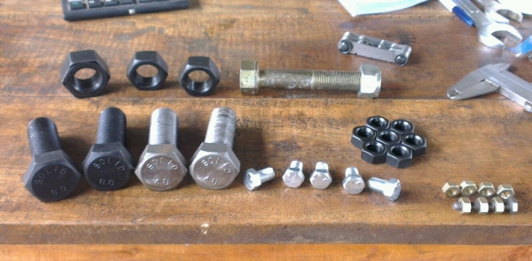 Sell> น็อตขาว M22x2.5 เกลียวยาว 65mm หรือเท่า 6 หุล ยาว 2.5 นิ้ว นครปฐมครับ Sell> น็อตขาว M22x2.5 เกลียวยาว 65mm หรือเท่า 6 หุล ยาว 2.5 นิ้ว นครปฐมครับ