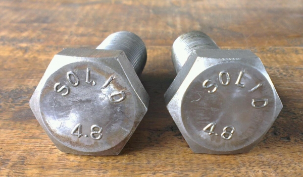 Sell> น็อตขาว M22x2.5 เกลียวยาว 65mm หรือเท่า 6 หุล ยาว 2.5 นิ้ว นครปฐมครับ