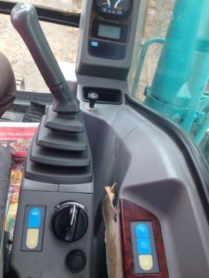 ขายรถแบคโฮ KOBELCO SK210NLC-6 YN7 ปี 2000 มีVDOครับ ระบบไฟฟ้าเต็ม นำเข้าจากญี่ปุ่น ติดต่อ 081-2990958 ขายรถแบคโฮ KOBELCO SK210NLC-6 YN7 ปี 2000 มีVDOครับ ระบบไฟฟ้าเต็ม นำเข้าจากญี่ปุ่น ติดต่อ 081-2990958