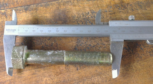 Sell> น๊อตชุป M18x1.5 เกลียวไม่ตลอด ระยะเกลียวยาว 55mm นครปฐมครับ