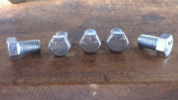 Sell> น็อต M10x1.25 ระยะเกลียวยาว 15mm กำแพงแสน นครปฐมครับ